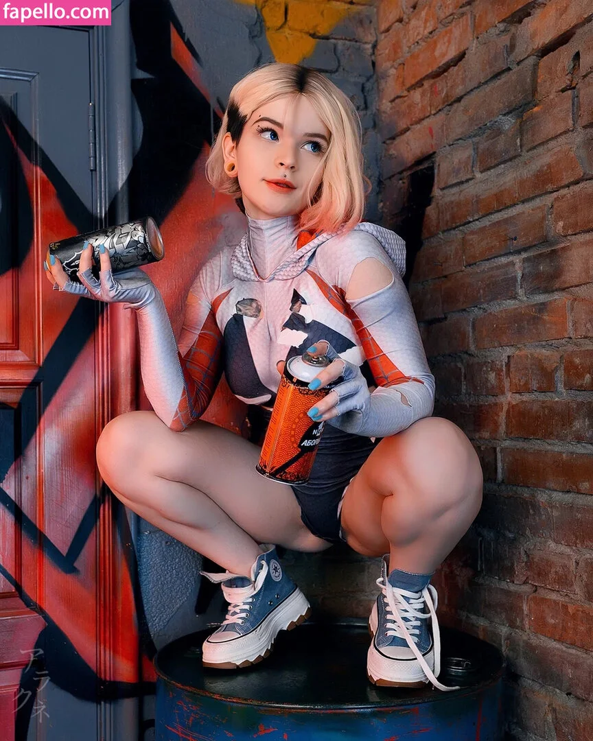 arahnaekb / chloe_glass_ / unkarab Onlyfans Photo Gallery 