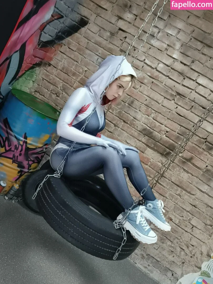 arahnaekb / chloe_glass_ / unkarab Onlyfans Photo Gallery 