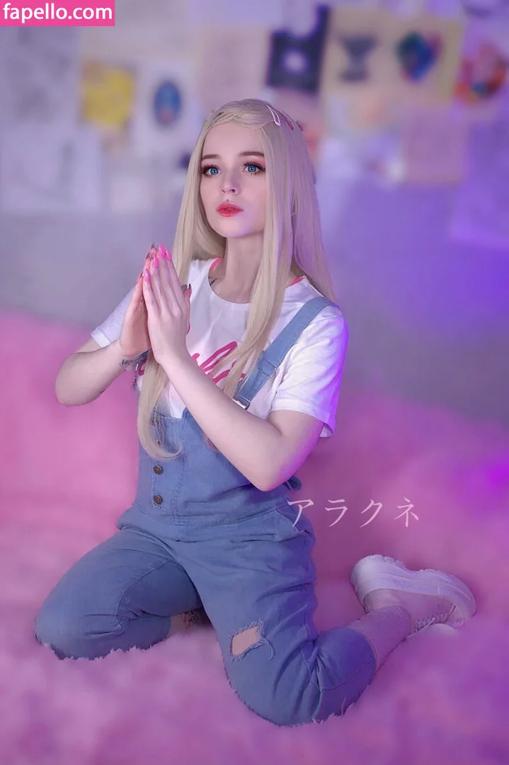 arahnaekb / chloe_glass_ / unkarab Onlyfans Photo Gallery 