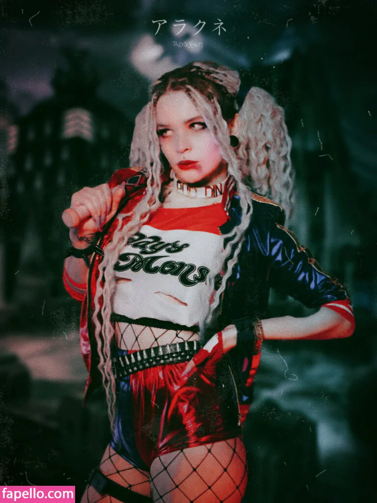 arahnaekb / chloe_glass_ / unkarab Onlyfans Photo Gallery 