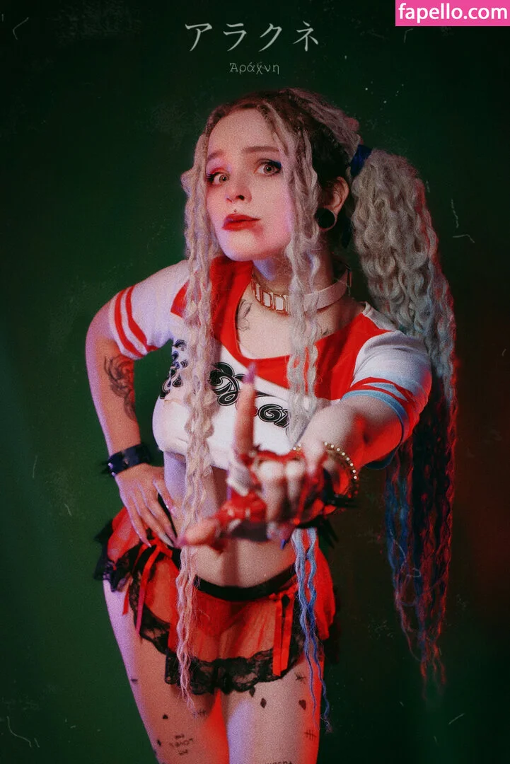 arahnaekb / chloe_glass_ / unkarab Onlyfans Photo Gallery 