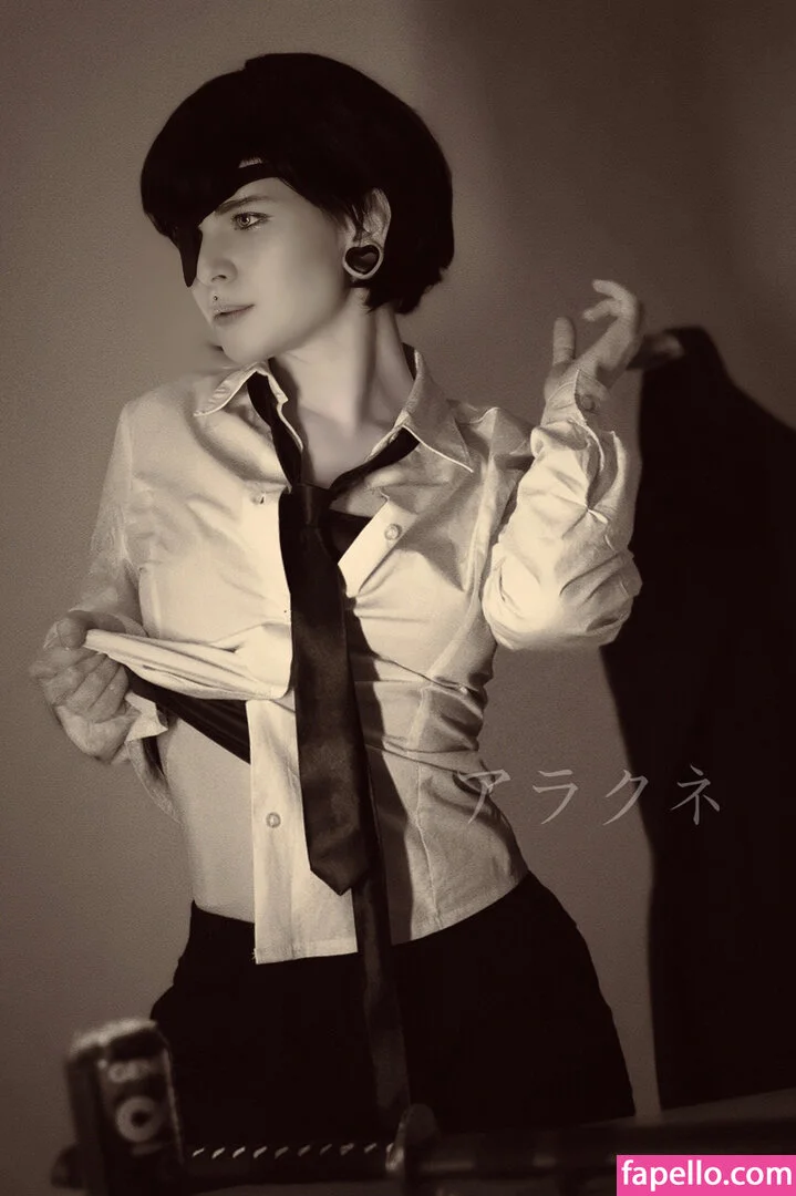 arahnaekb / chloe_glass_ / unkarab Onlyfans Photo Gallery 