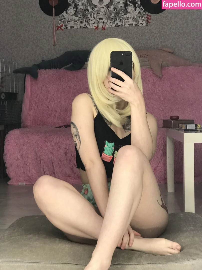 arahnaekb / chloe_glass_ / unkarab Onlyfans Photo Gallery 