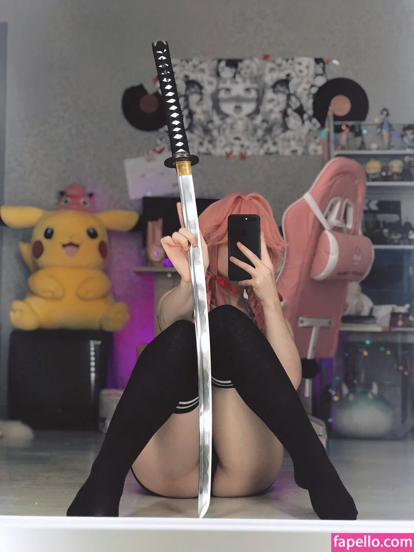 arahnaekb / chloe_glass_ / unkarab Onlyfans Photo Gallery 