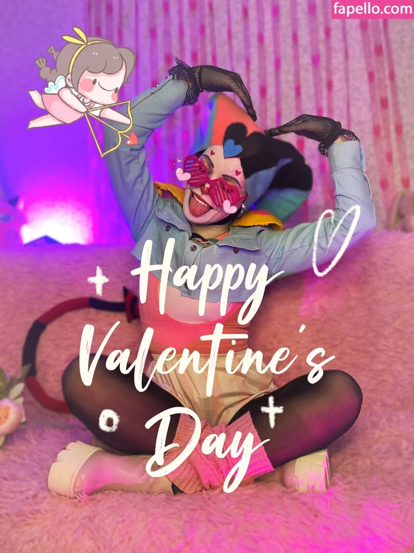 arahnaekb / chloe_glass_ / unkarab Onlyfans Photo Gallery 