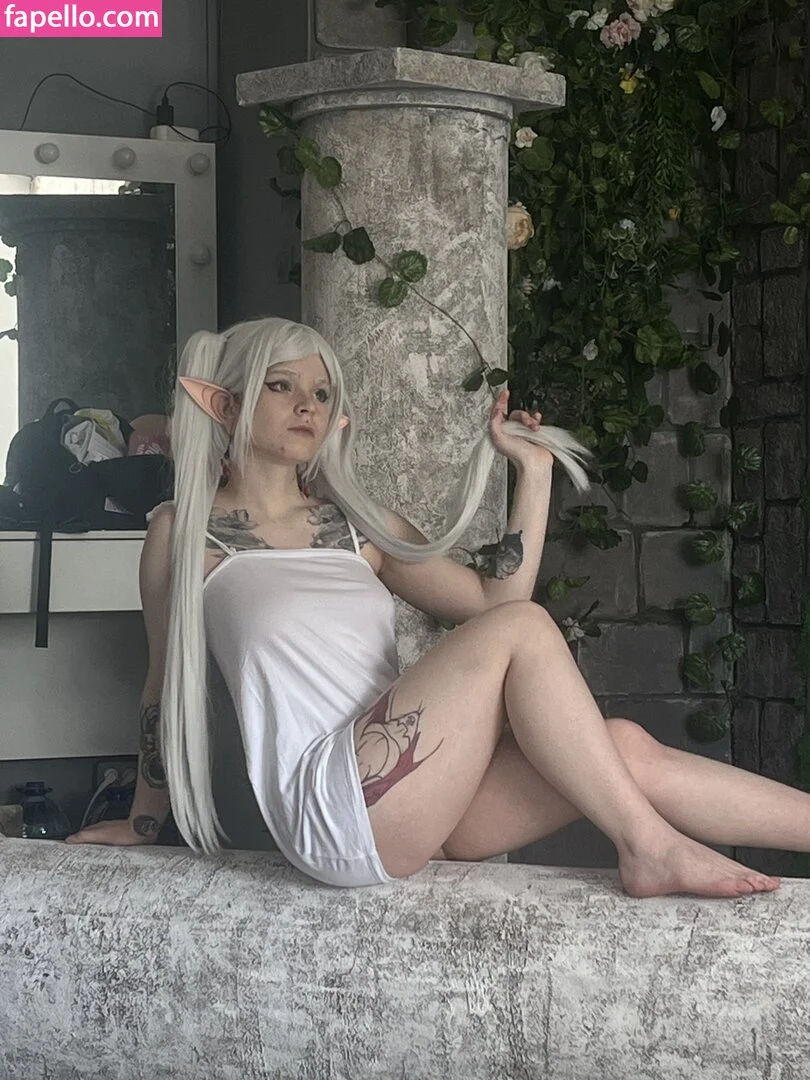 arahnaekb / chloe_glass_ / unkarab Onlyfans Photo Gallery 