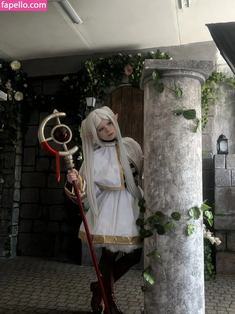 arahnaekb / chloe_glass_ / unkarab Onlyfans Photo Gallery 