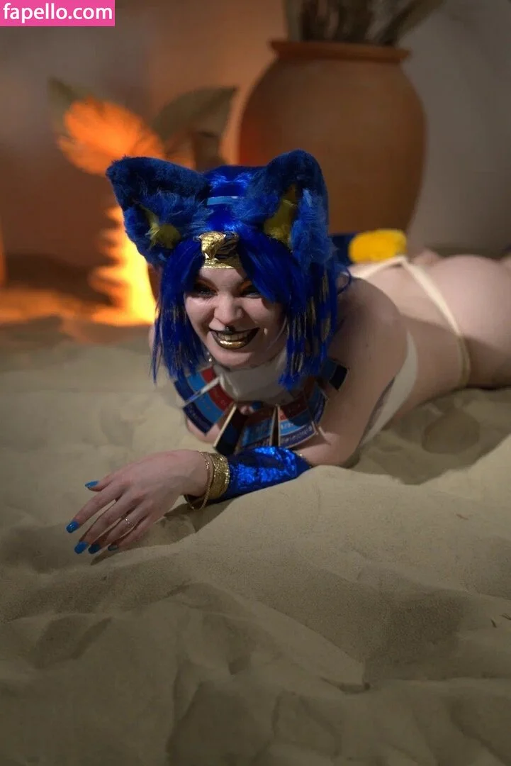 arahnaekb / chloe_glass_ / unkarab Onlyfans Photo Gallery 