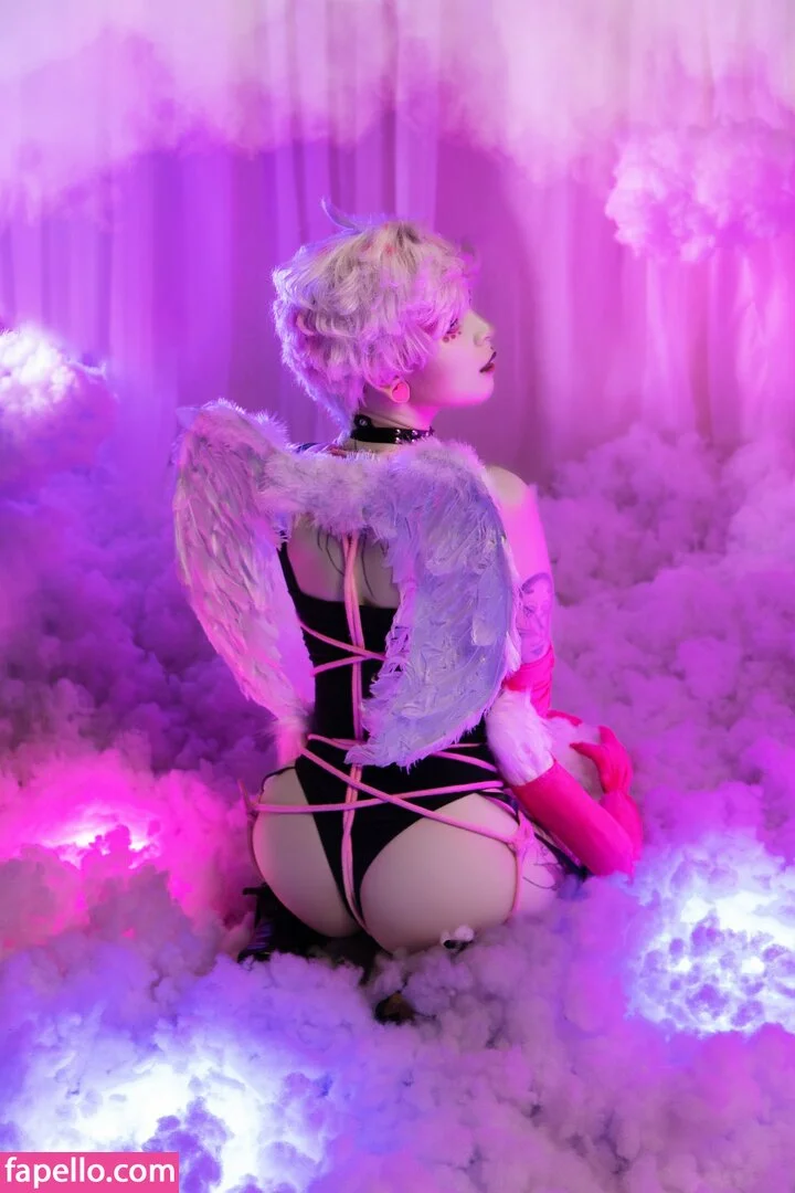 arahnaekb / chloe_glass_ / unkarab Onlyfans Photo Gallery 