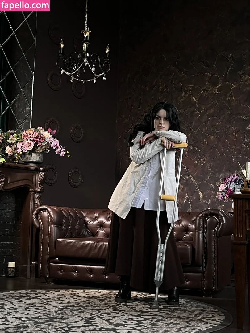 arahnaekb / chloe_glass_ / unkarab Onlyfans Photo Gallery 