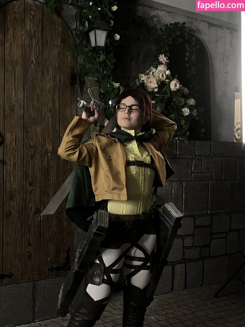 arahnaekb / chloe_glass_ / unkarab Onlyfans Photo Gallery 