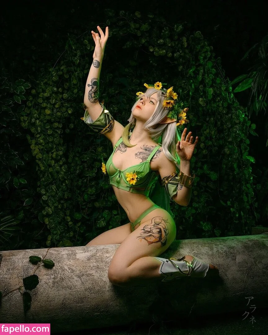 arahnaekb / chloe_glass_ / unkarab Onlyfans Photo Gallery 