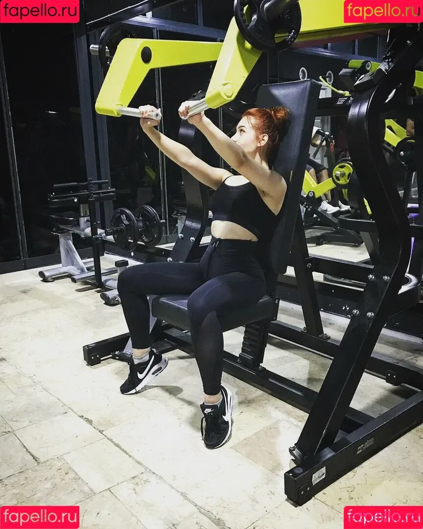 Duygu German / duygu.grmn Onlyfans Photo Gallery 