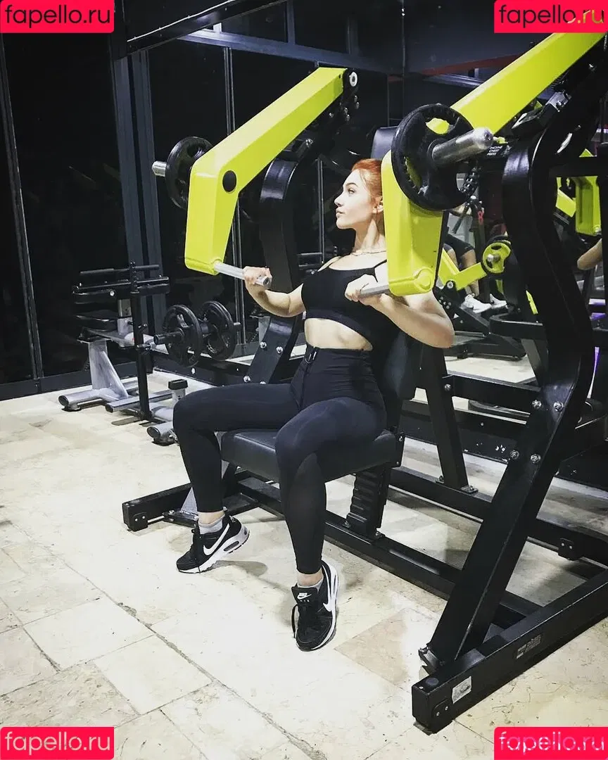 Duygu German / duygu.grmn Onlyfans Photo Gallery 