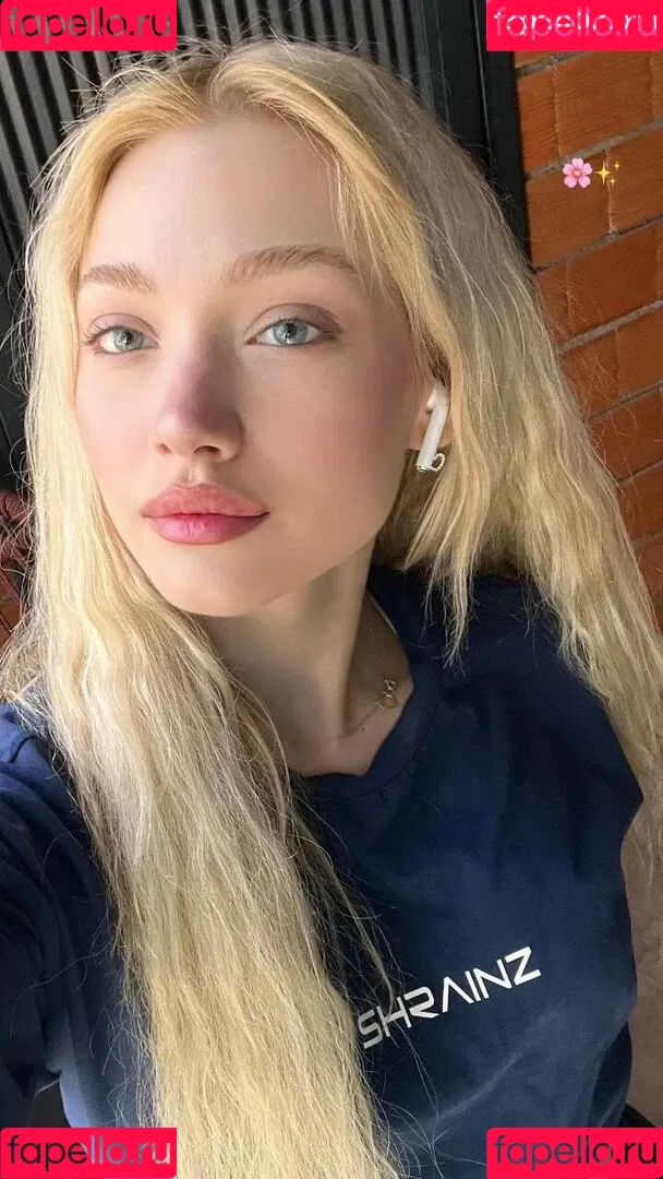 Duygu German / duygu.grmn Onlyfans Photo Gallery 