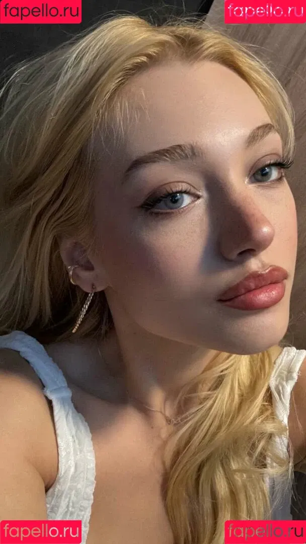 Duygu German / duygu.grmn Onlyfans Photo Gallery 