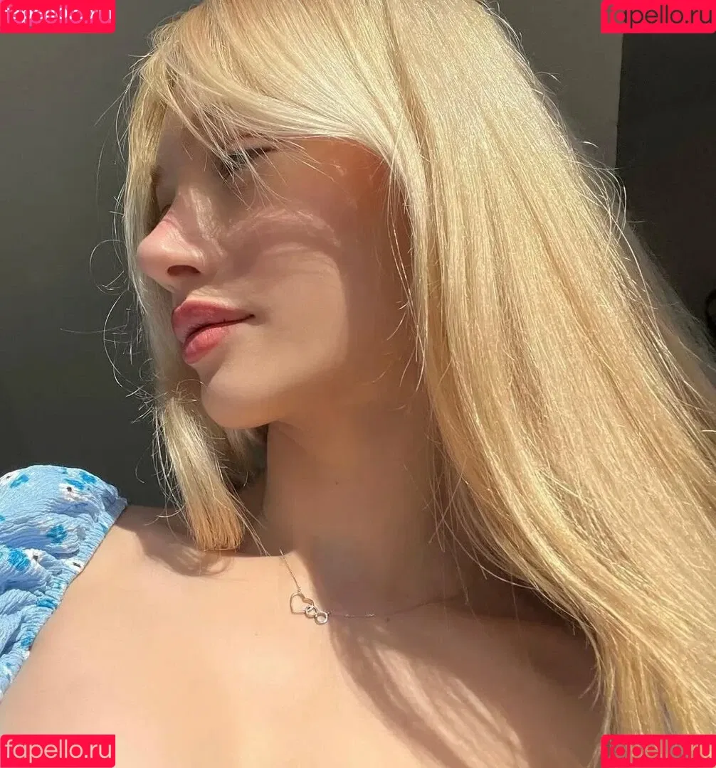 Duygu German / duygu.grmn Onlyfans Photo Gallery 