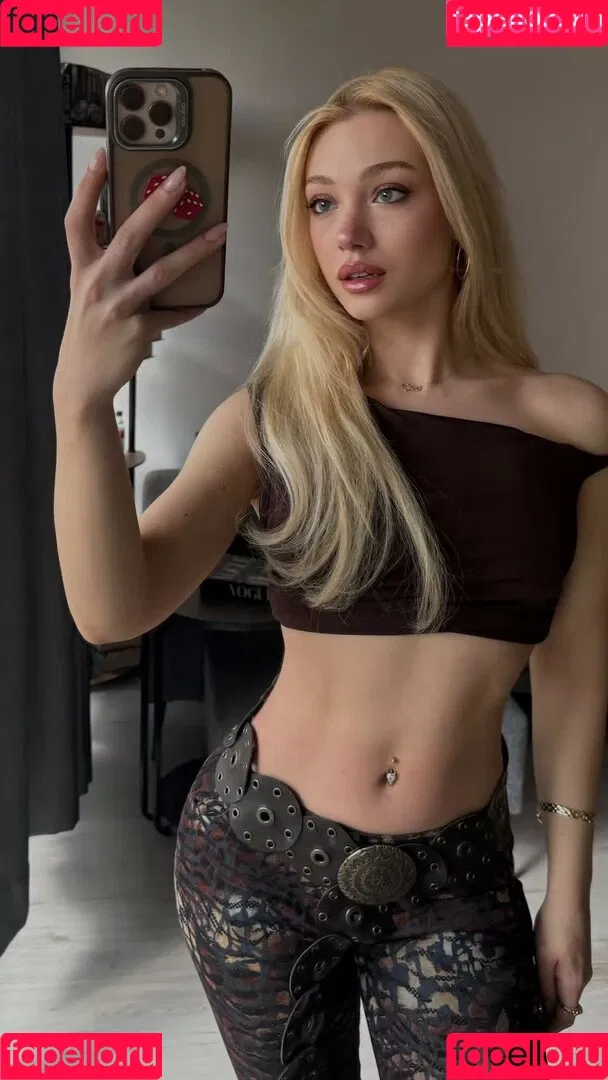 Duygu German / duygu.grmn Onlyfans Photo Gallery 