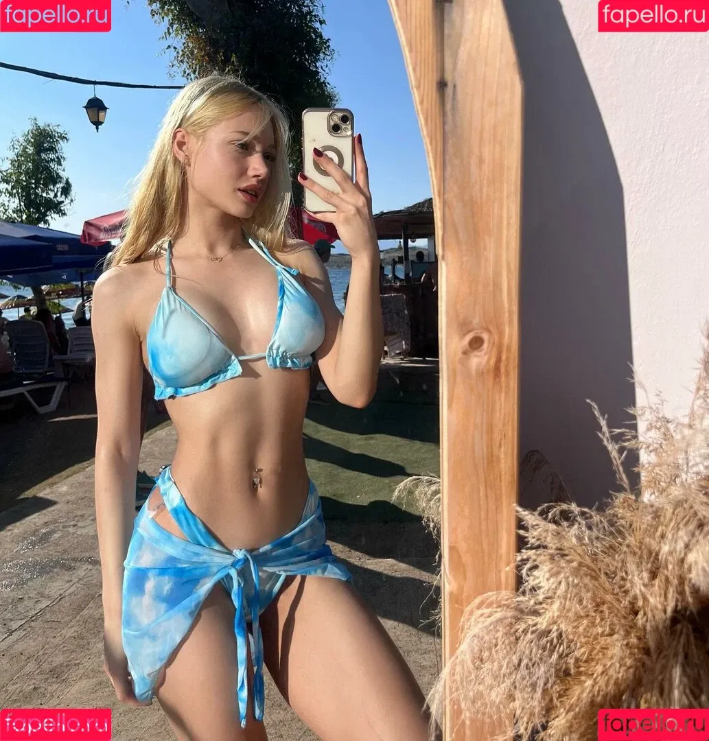Duygu German / duygu.grmn Onlyfans Photo Gallery 