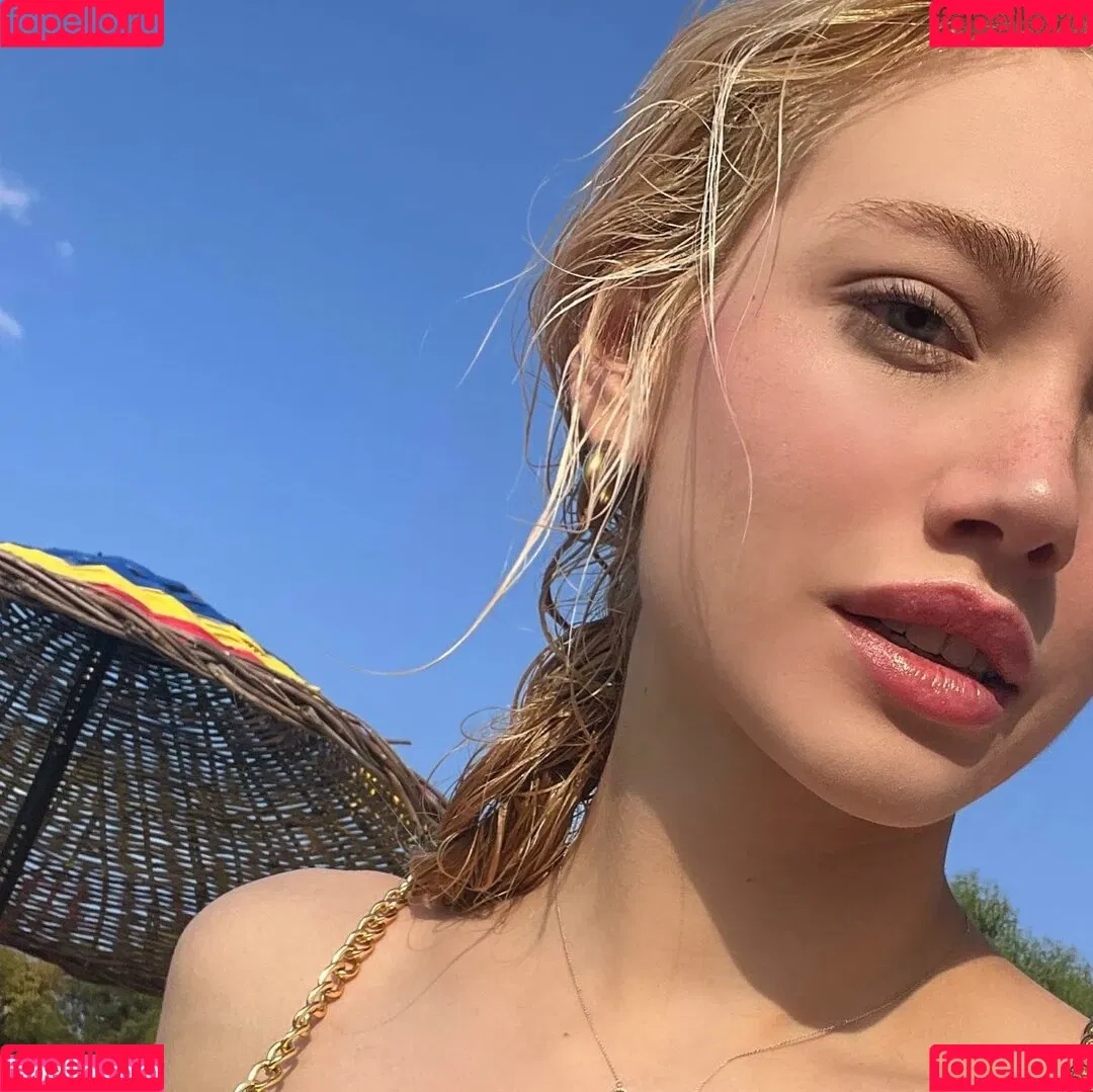 Duygu German / duygu.grmn Onlyfans Photo Gallery 