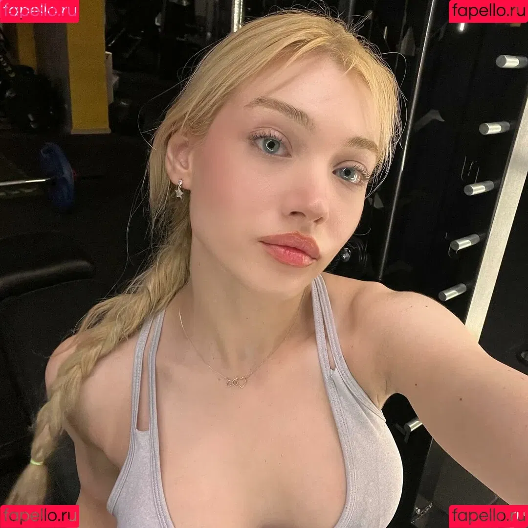 Duygu German / duygu.grmn Onlyfans Photo Gallery 