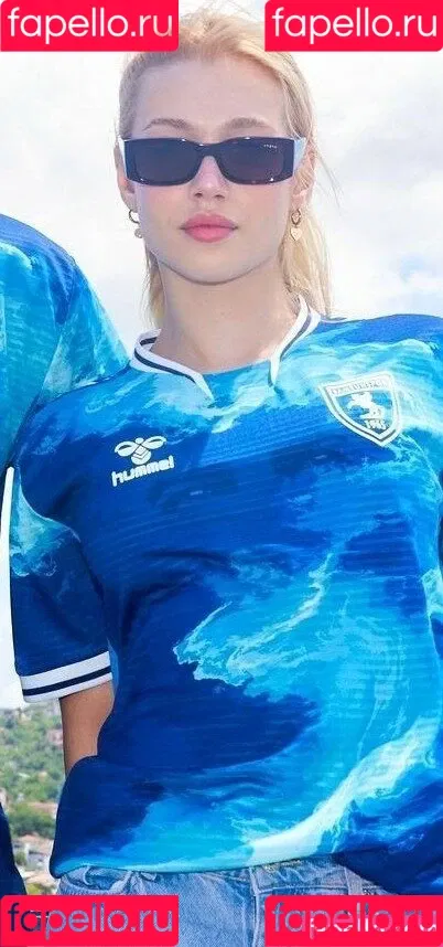 Duygu German / duygu.grmn Onlyfans Photo Gallery 