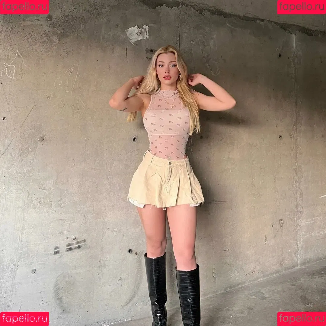 Duygu German / duygu.grmn Onlyfans Photo Gallery 