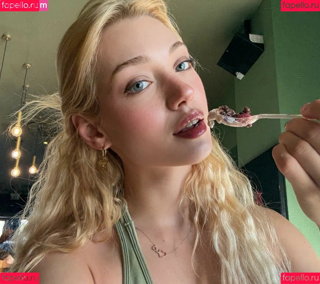 Duygu German / duygu.grmn Onlyfans Photo Gallery 