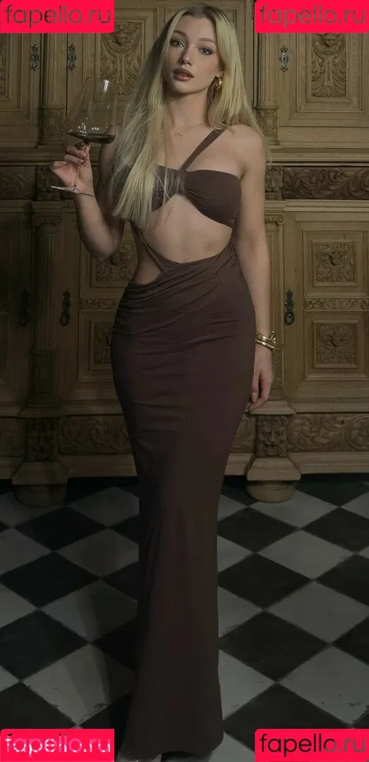 Duygu German / duygu.grmn Onlyfans Photo Gallery 