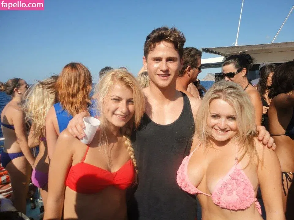 Kirsty Eccleston Onlyfans Photo Gallery 