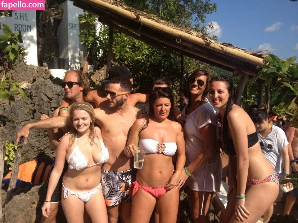 Kirsty Eccleston Onlyfans Photo Gallery 