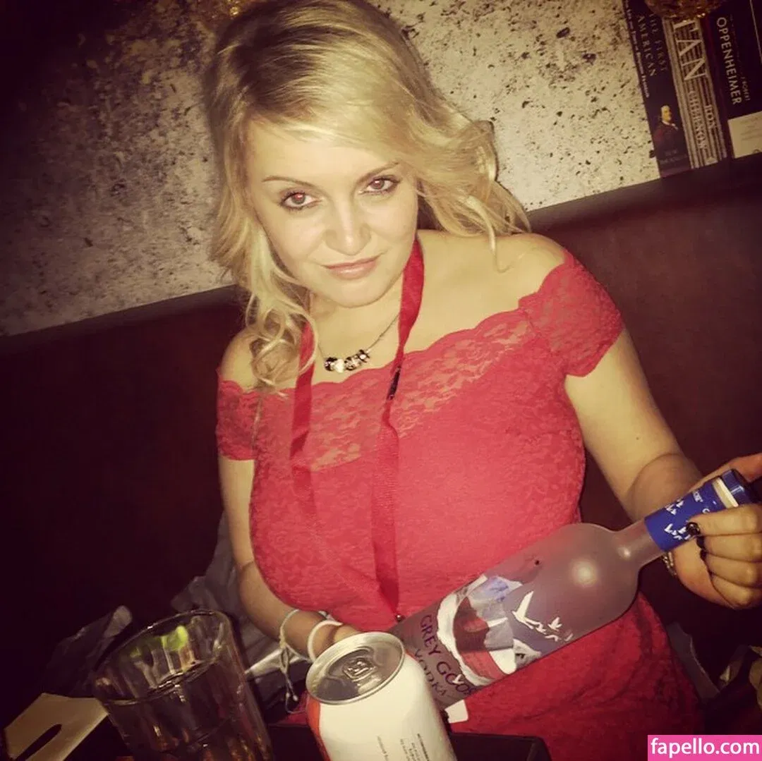 Kirsty Eccleston Onlyfans Photo Gallery 