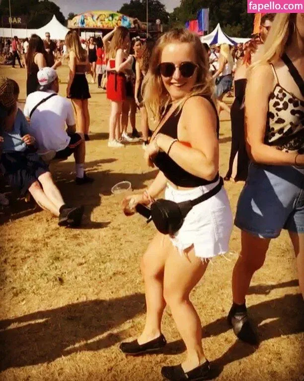 Kirsty Eccleston Onlyfans Photo Gallery 