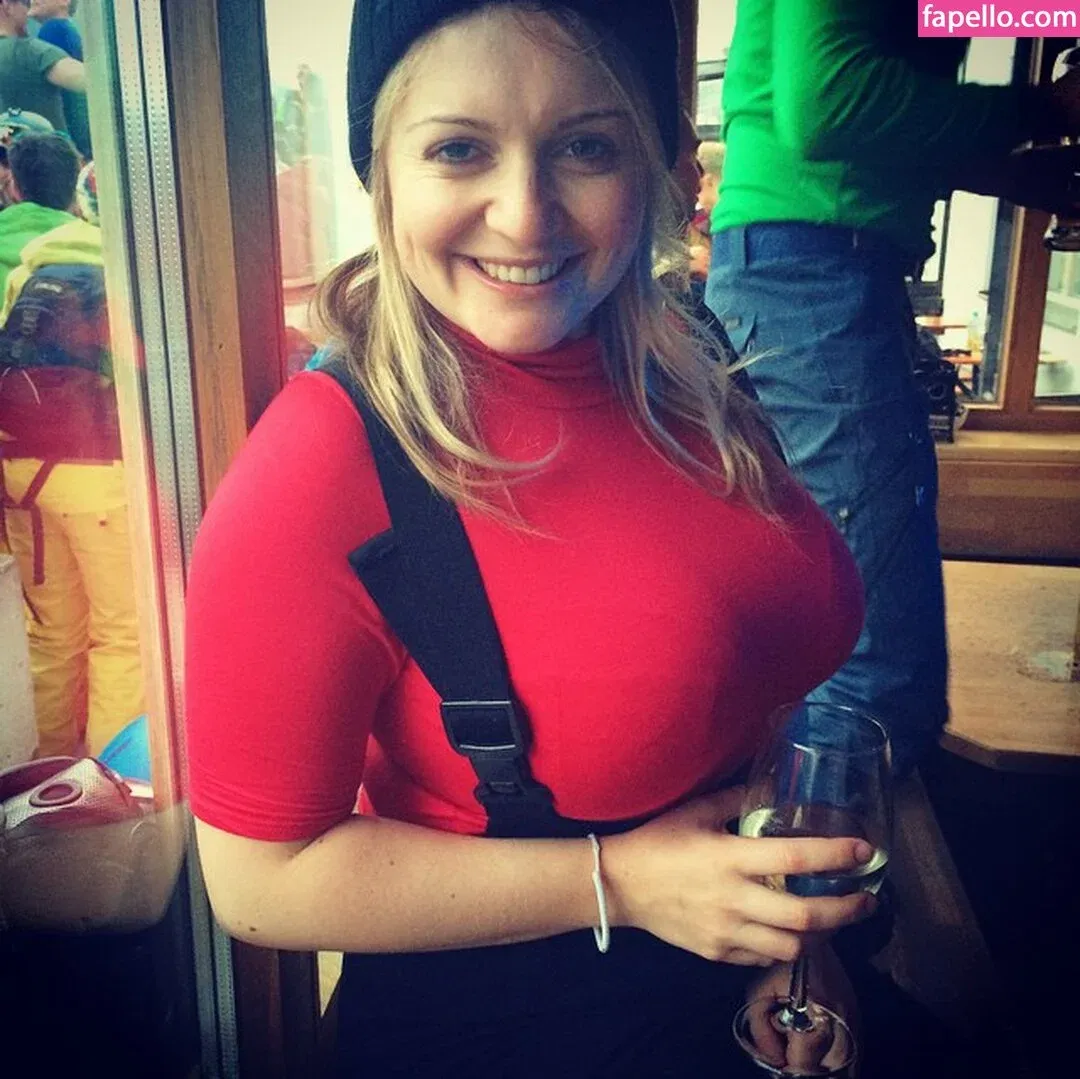 Kirsty Eccleston Onlyfans Photo Gallery 