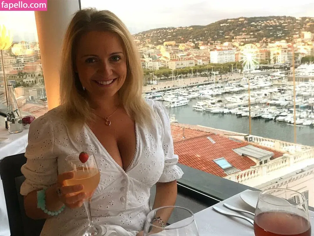 Kirsty Eccleston Onlyfans Photo Gallery 