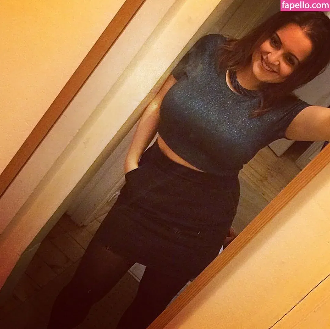 Kirsty Eccleston Onlyfans Photo Gallery 