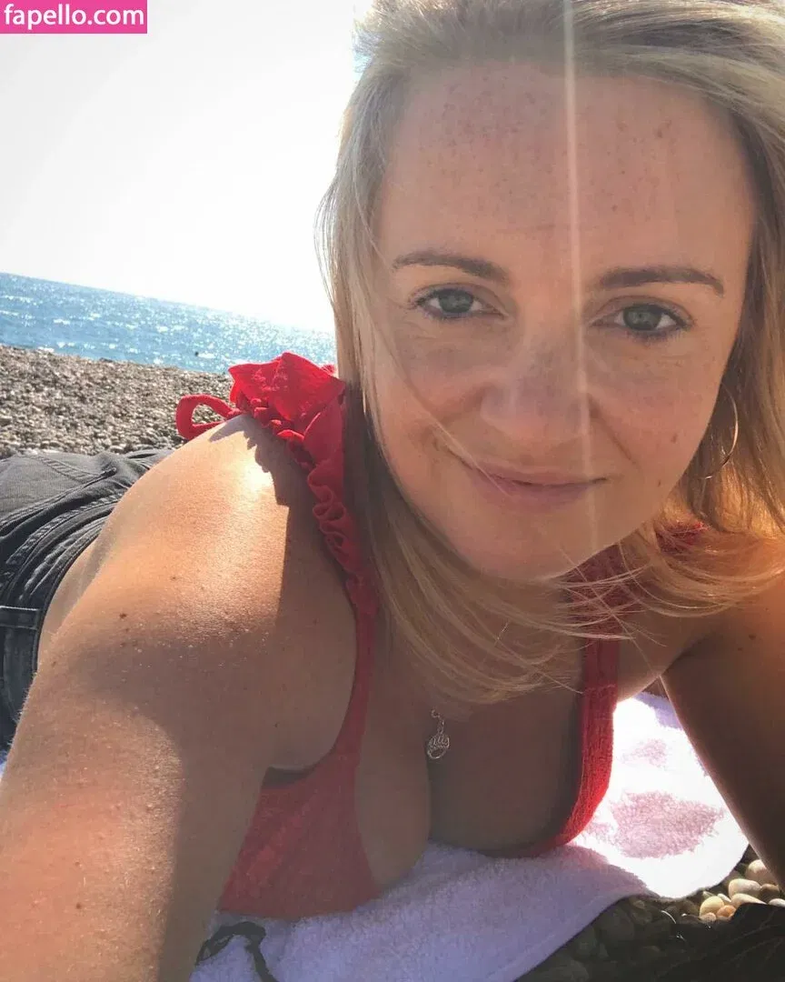 Kirsty Eccleston Onlyfans Photo Gallery 