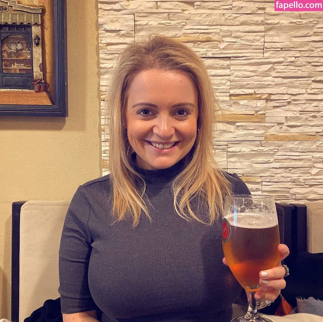 Kirsty Eccleston Onlyfans Photo Gallery 