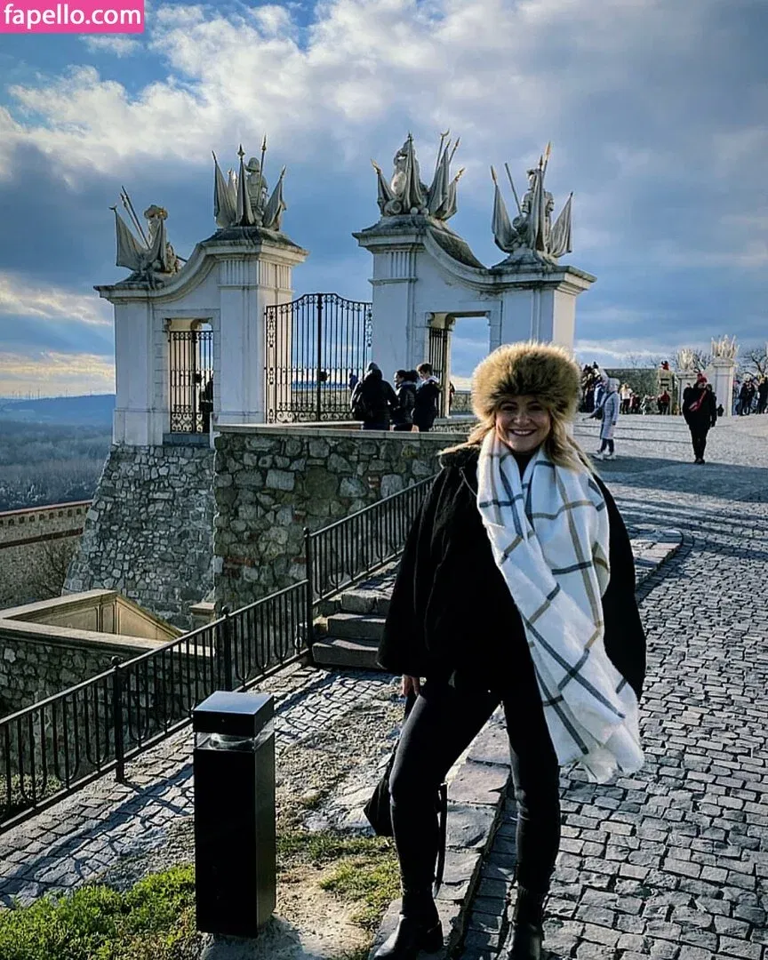 Kirsty Eccleston Onlyfans Photo Gallery 