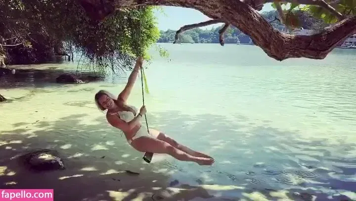 Kirsty Eccleston Onlyfans Photo Gallery 