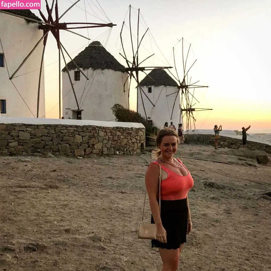 Kirsty Eccleston Onlyfans Photo Gallery 