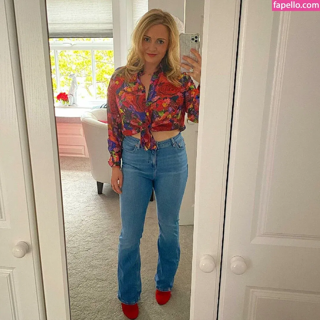 Kirsty Eccleston Onlyfans Photo Gallery 