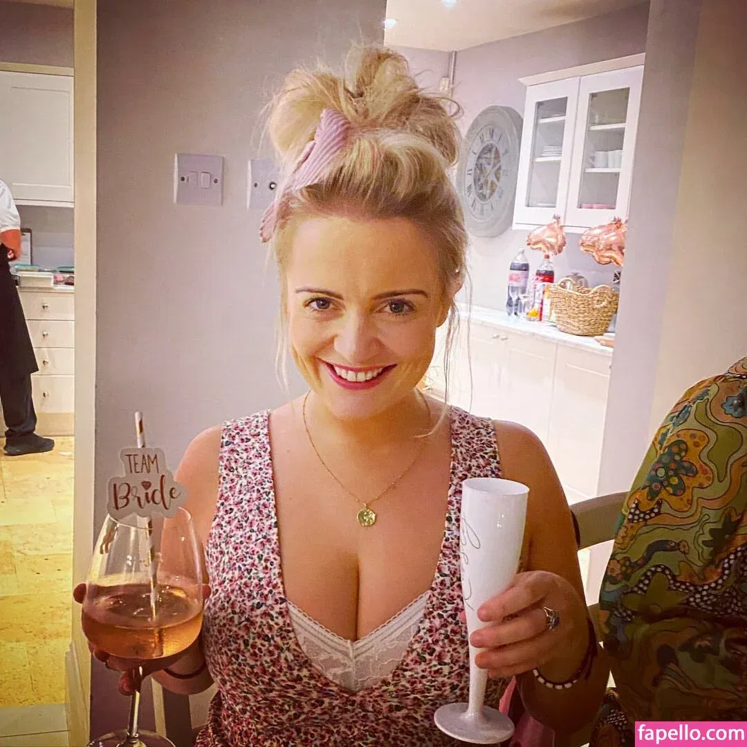 Kirsty Eccleston Onlyfans Photo Gallery 