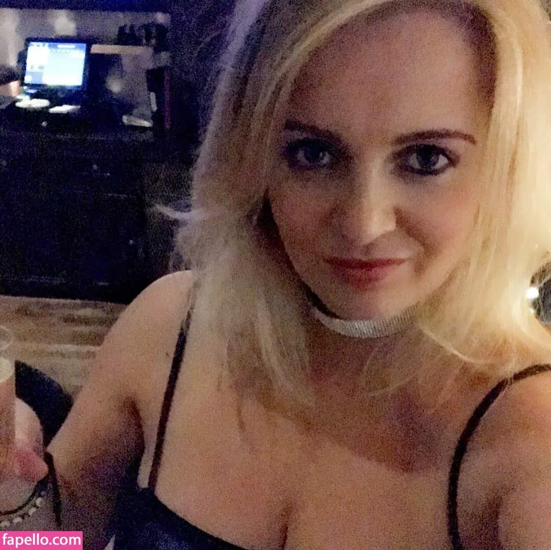 Kirsty Eccleston Onlyfans Photo Gallery 