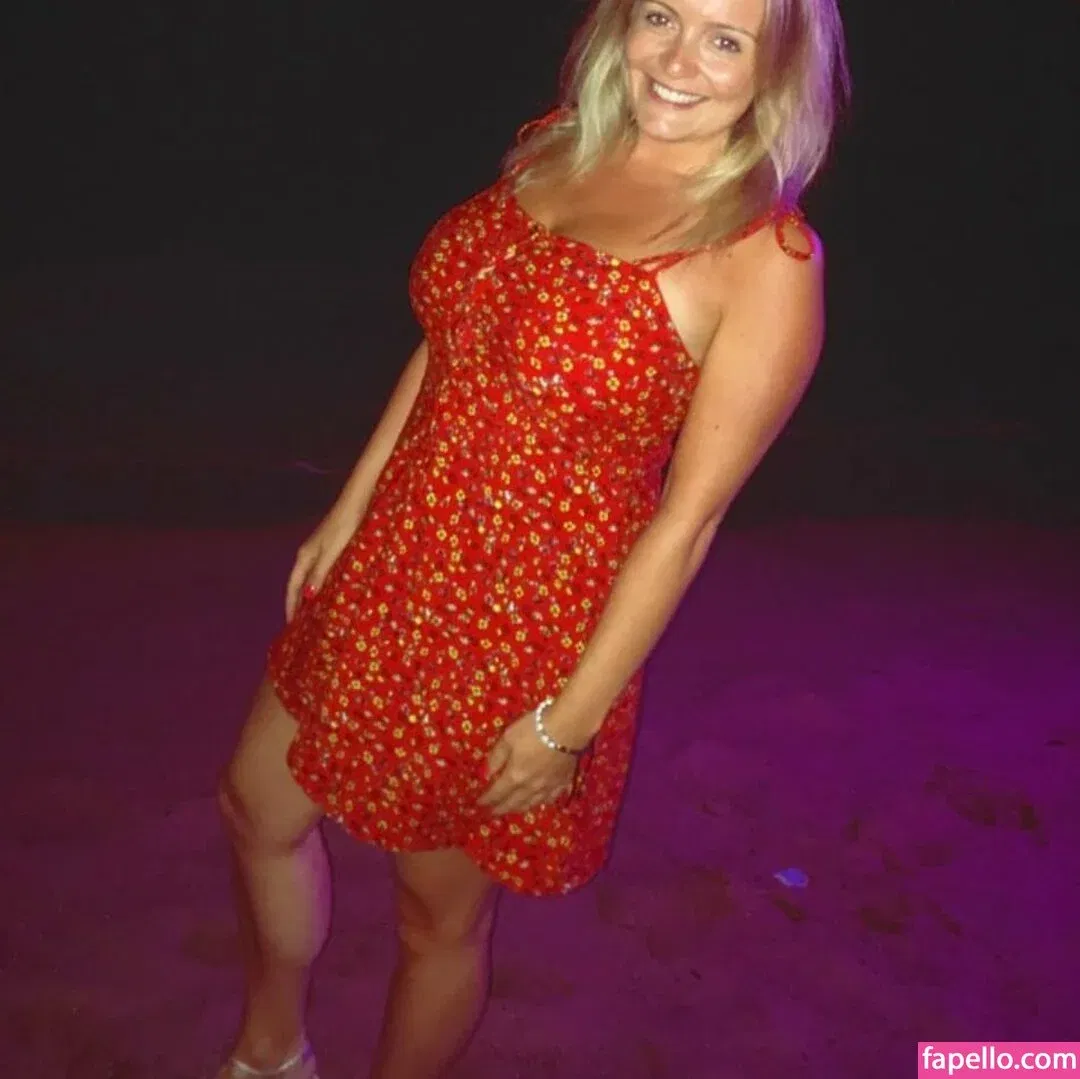 Kirsty Eccleston Onlyfans Photo Gallery 