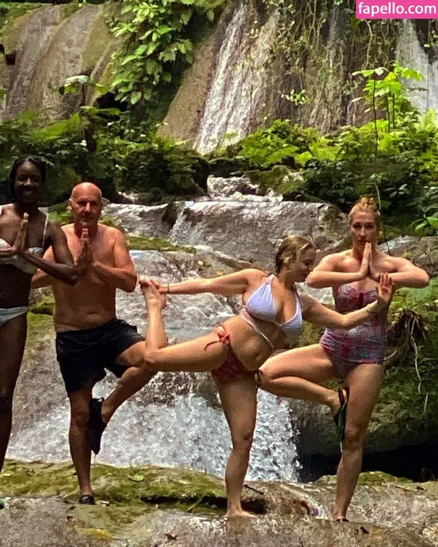 Kirsty Eccleston Onlyfans Photo Gallery 