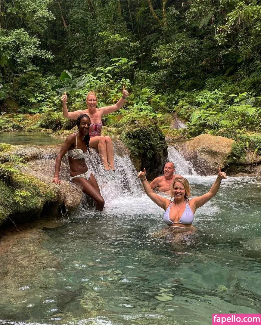 Kirsty Eccleston Onlyfans Photo Gallery 