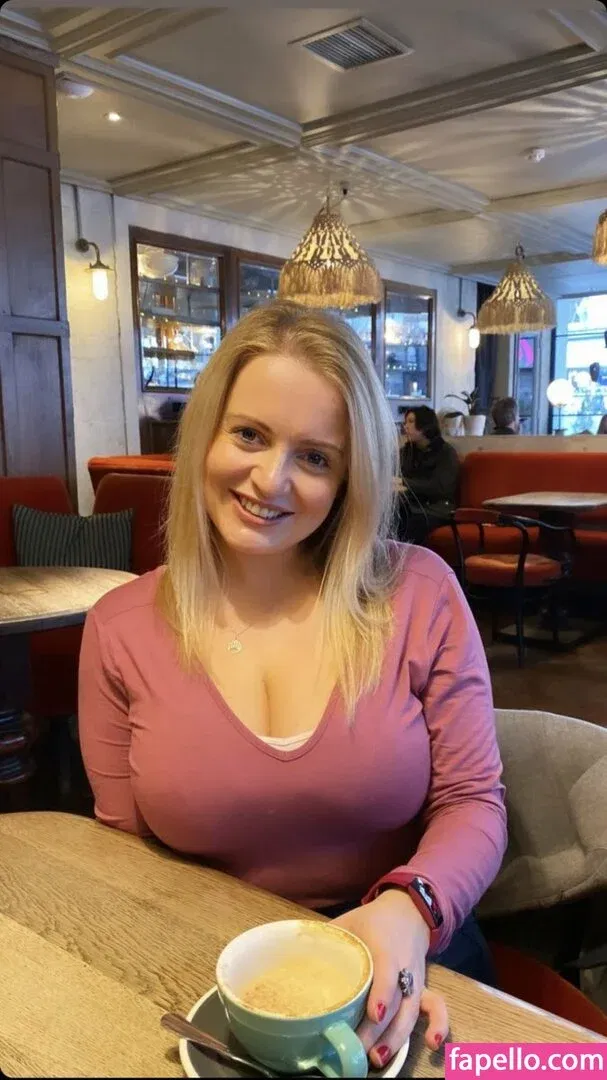 Kirsty Eccleston Onlyfans Photo Gallery 