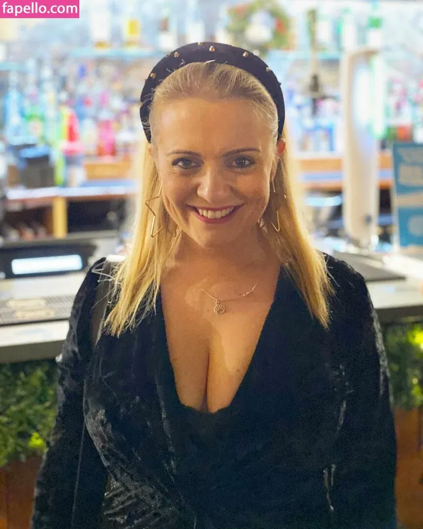 Kirsty Eccleston Onlyfans Photo Gallery 