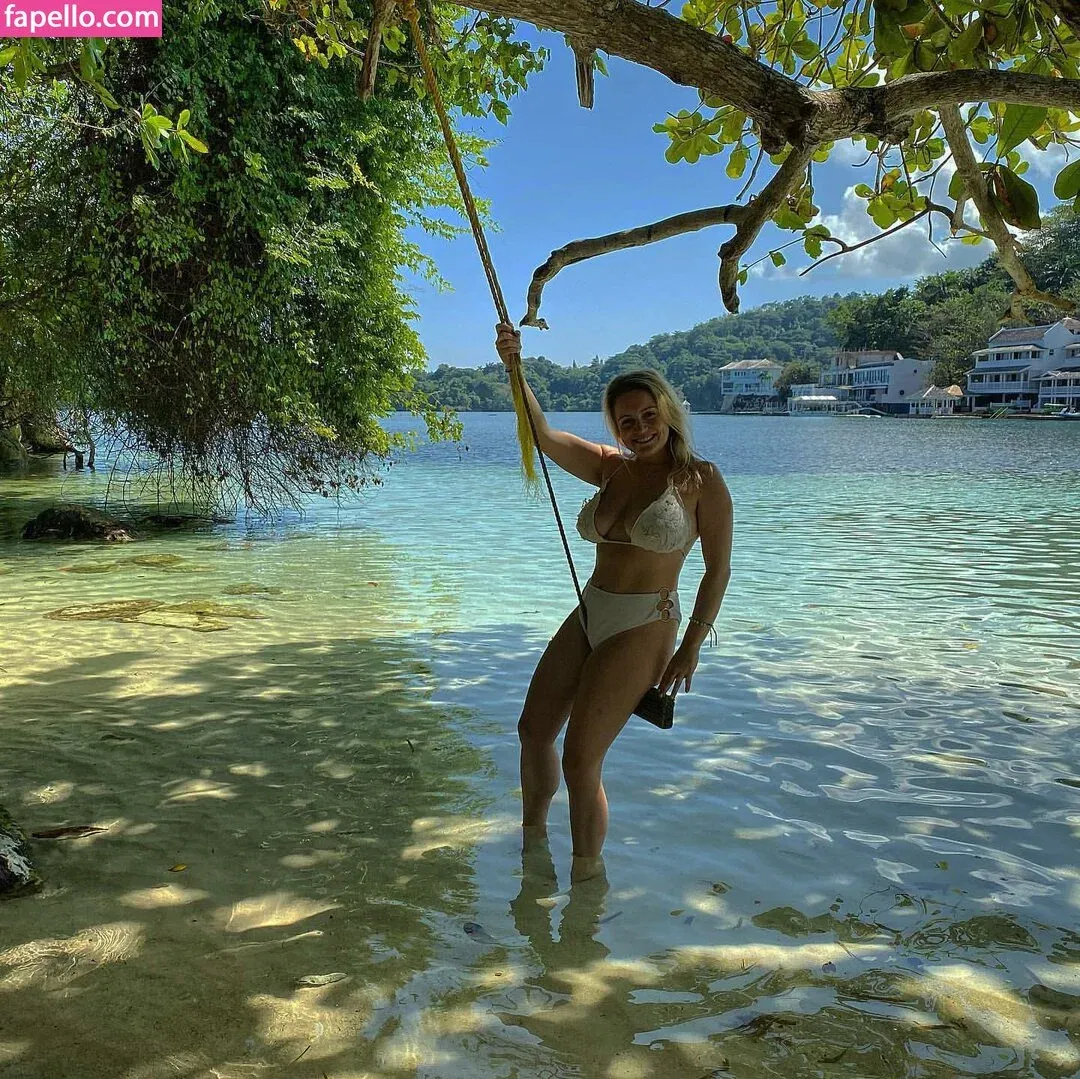 Kirsty Eccleston Onlyfans Photo Gallery 